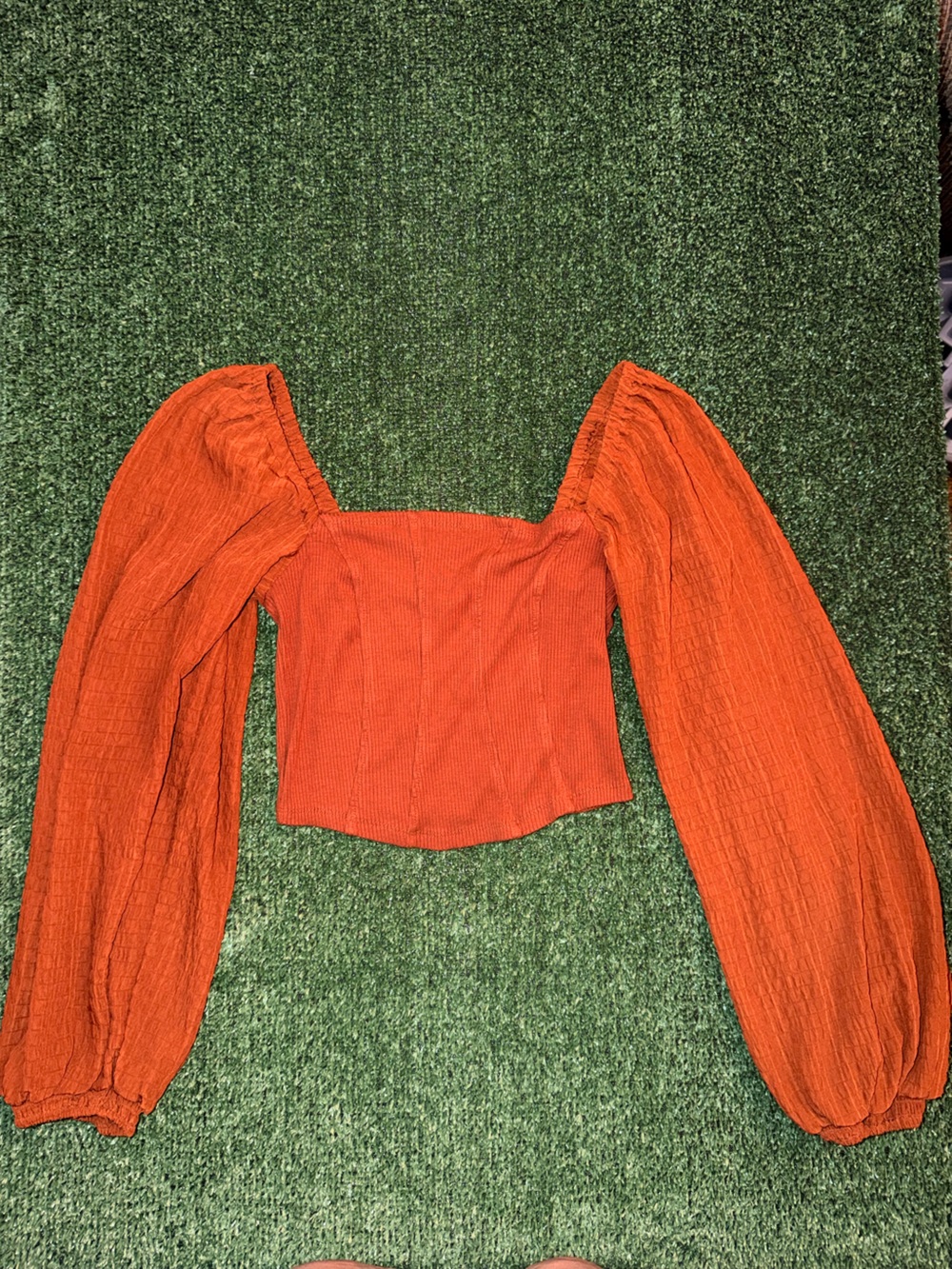 Urban Outfitters Women Sz M Burnt Orange Smocked Off-Shoulder Crop Top